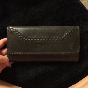 Band new Frye wallet